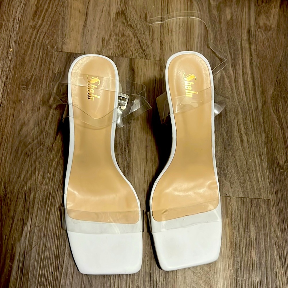 White heels with square and round heel from Shein.